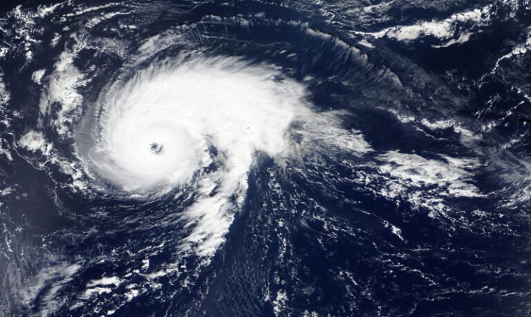 Hurricane Erin'S Impact: What To Expect In Your Area - 5cjixeu